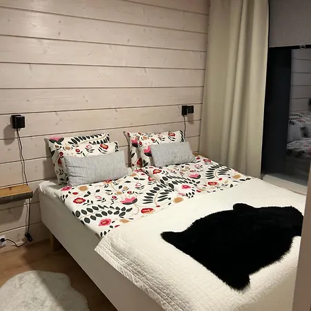 公寓 Lumihelmi A & B *