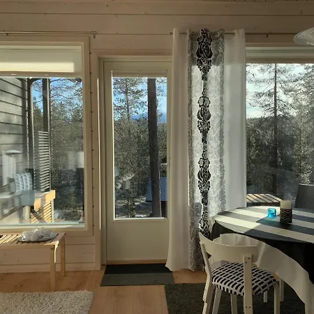 公寓 Lumihelmi A & B Äkäslompolo